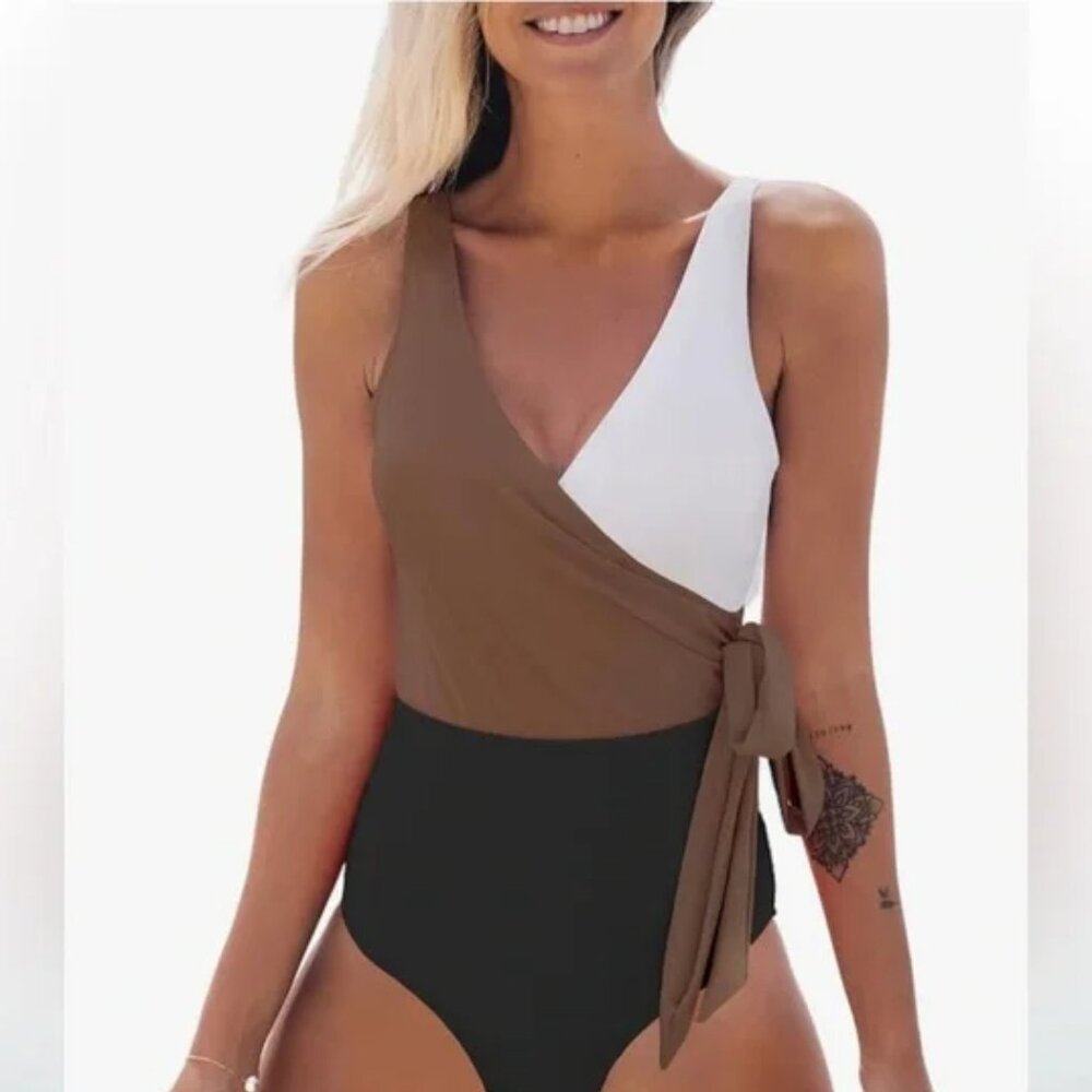 CUPSHE BROWN WHITE BLACK COLORBLOCK WAIST TIE ONE PIECE SWIMSUIT SIZE LARGE NWT